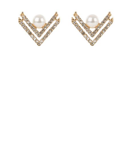 Gold Diamante and Pearl V Stud Earrings | New Look