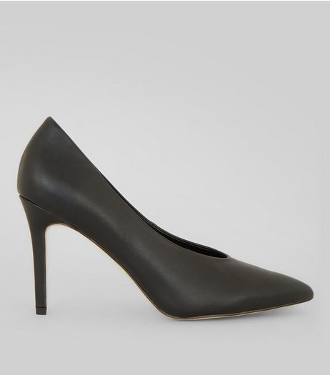 Black V Throat Court Shoes | New Look