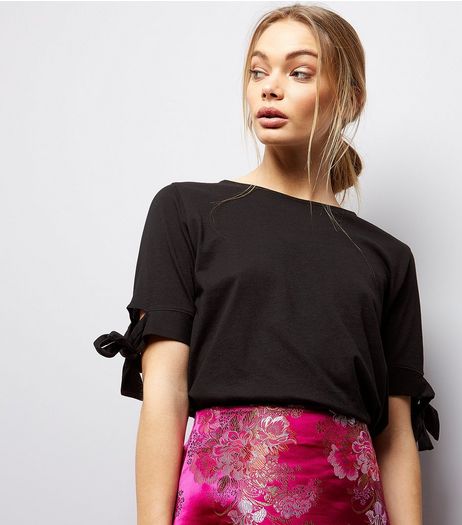 Black 1/2 Tie Sleeve T-Shirt | New Look