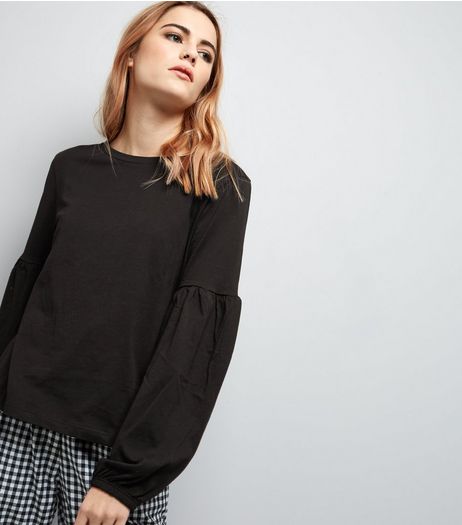Black Gathered Balloon Sleeve T-Shirt | New Look