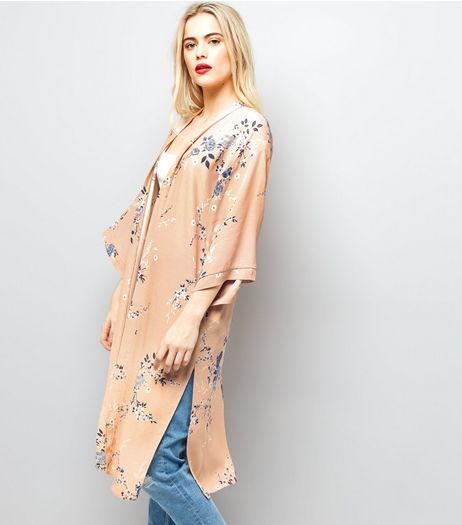 Pink Floral Print 3/4 Sleeve Longline Kimono | New Look