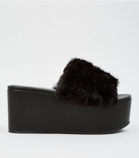 Black Faux Fur Flatform Mules | New Look