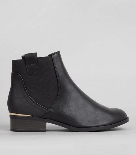 Black Elasticated Sides Metal Trim Boots | New Look