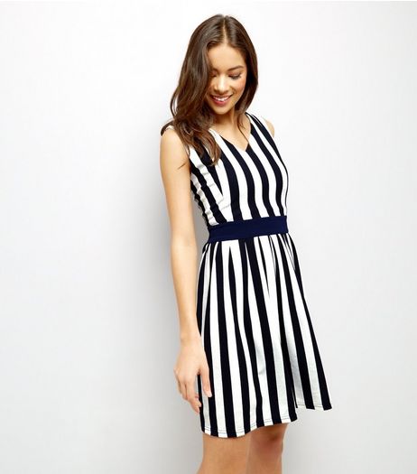 Mela Navy Stripe Tie Back Sleeveless Dress | New Look