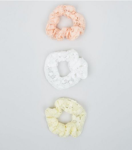 3 Pack White Yellow and Pink Lace Scrunchies | New Look