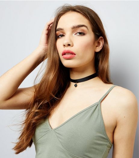Black Ribbed Iridescent Stone Choker | New Look