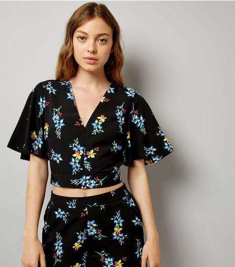 Black Floral Print Wrap Front Crop Top | New Look