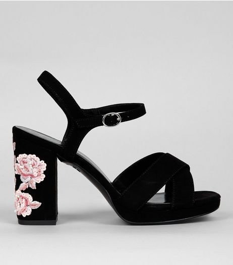 Wide Fit Black Floral Embroidered Block Heels | New Look