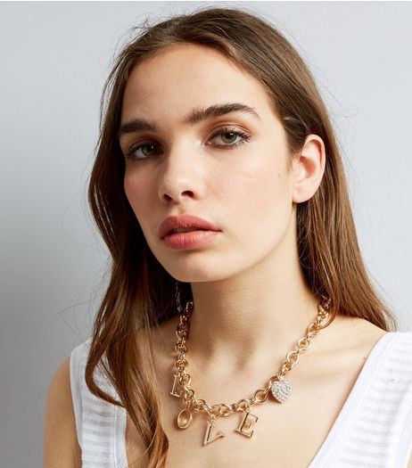 Gold Chunky Chain LOVE Heart Charm Necklace | New Look