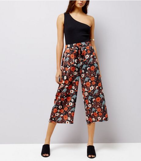 Blue Vanilla Black Floral Print Cropped Trousers | New Look
