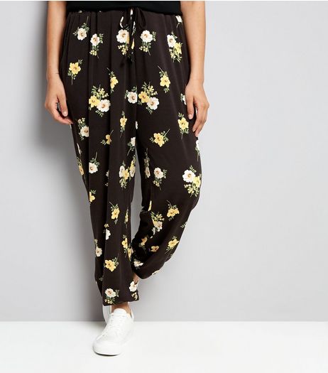Curves Black Floral Jersey Joggers | New Look