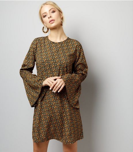 Influence Green Floral Print Bell Sleeve Dress | New Look