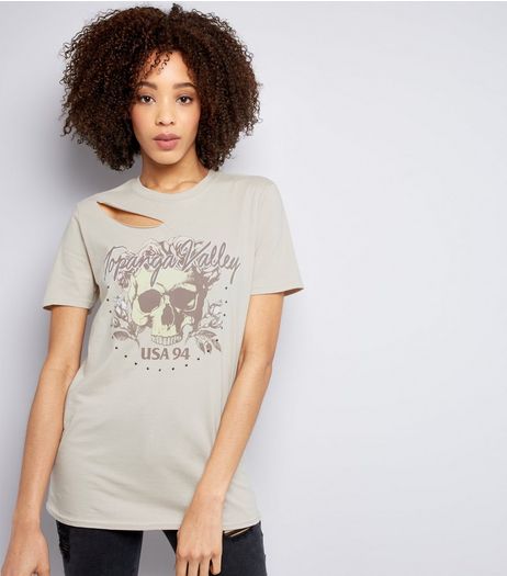 Light Brown Skull Print Cut Out T-Shirt | New Look