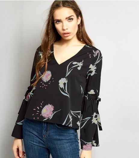 Influence Black Floral V Neck Bell Sleeve Top | New Look
