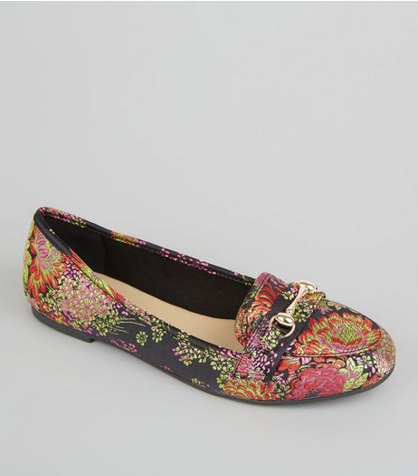 Black Floral Brocade Snaffle Trim Loafers | New Look