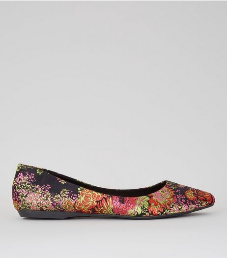 Black Floral Brocade Pumps | New Look