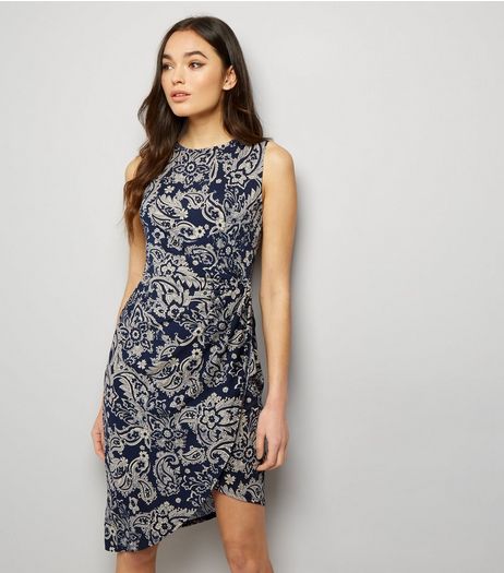 Mela Navy Paisley Print Ruched Side Dress | New Look