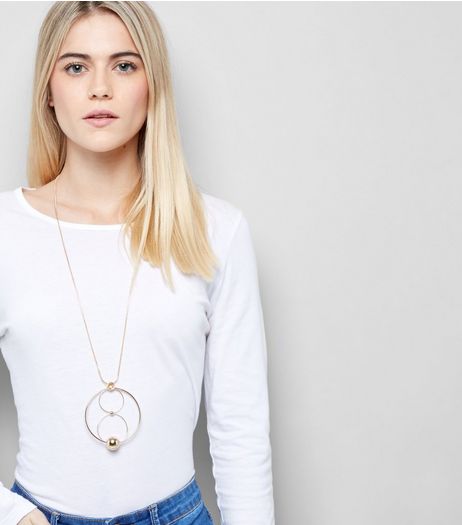Gold Circle Link Pendant Necklace | New Look