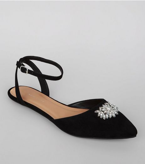 Wide Fit Black Suedette Gem Brooch Pointed Pumps | New Look
