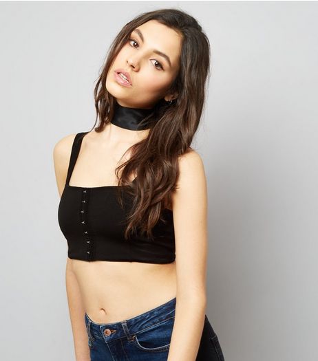 Black Eyelet Trim Bralet | New Look