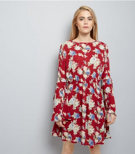Red Floral Flare Sleeve Skater Dress | New Look