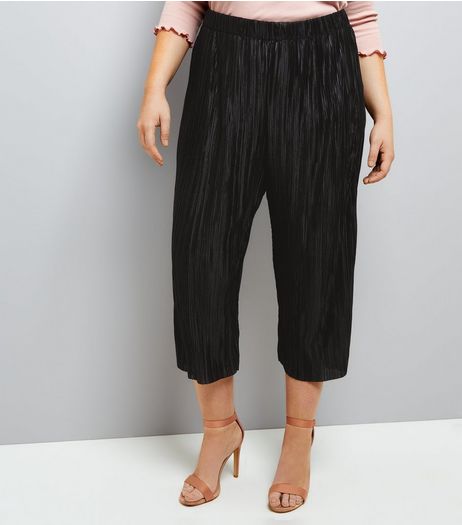 Curves Black Pleated Culottes | New Look