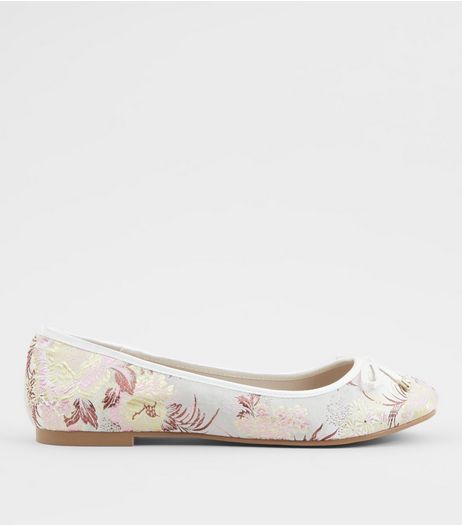 Wide Fit Pink Floral Brocade Ballet Pumps | New Look