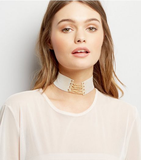 Cream Velvet Lace Up Choker | New Look