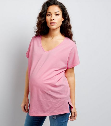 Maternity Pink V Neck Oversized T-Shirt | New Look