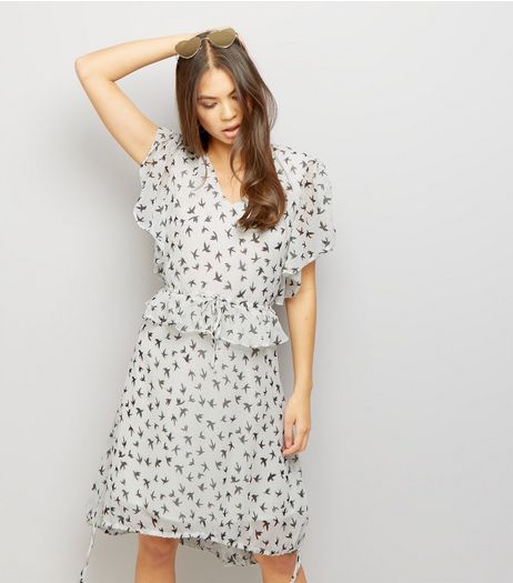 Anita and Green White Bird Print Tie Waist Dress | New Look
