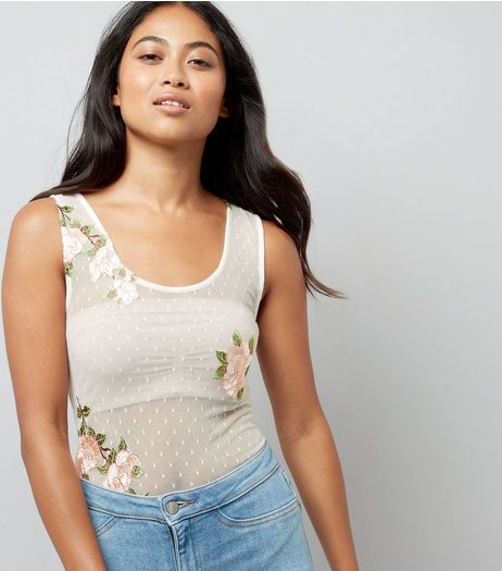 Petite White Floral Embroidered Bodysuit | New Look