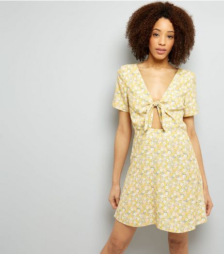 Yellow Ditsy Floral Print Tie Front Skater Dress | New Look