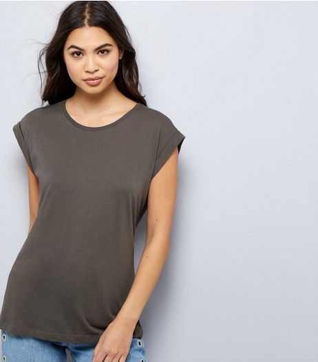 Grey Rolled Sleeve T-Shirt | New Look