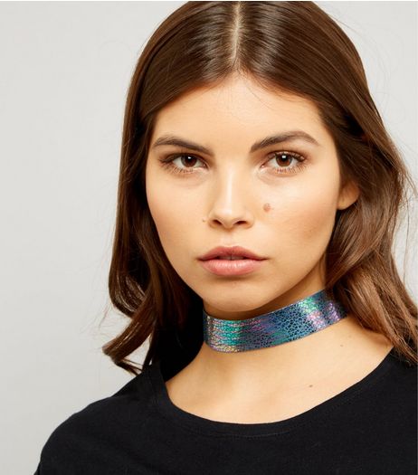 Blue Iridescent Snakeskin Texture Choker | New Look