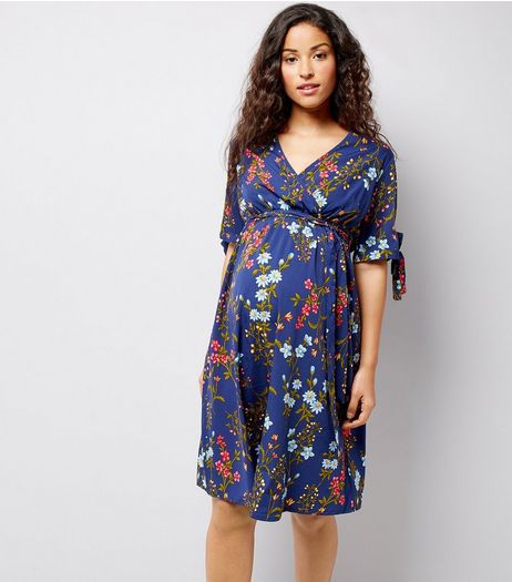 Maternity Navy Floral Print Tie Sleeve Dress | New Look