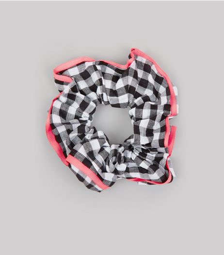 Black Gingham Neon Trim Scrunchie | New Look