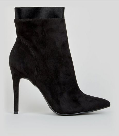 Wide Fit Black Suedette Pointed Ankle Boots | New Look