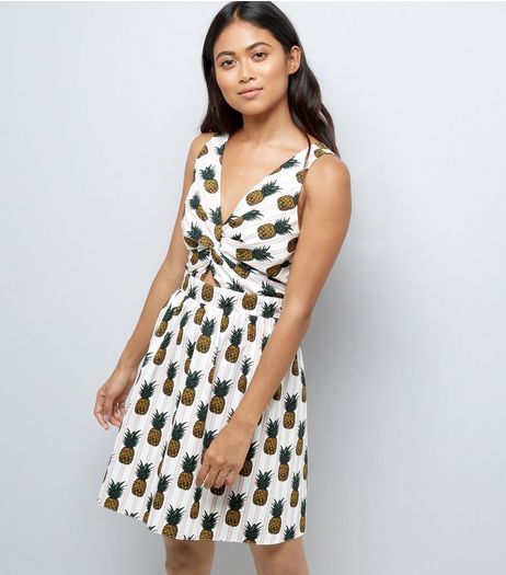 Petite White Pineapple Twist Front Sundress | New Look