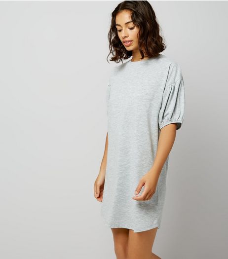 Petite Grey Marl Gathered Sleeve T-Shirt Dress | New Look