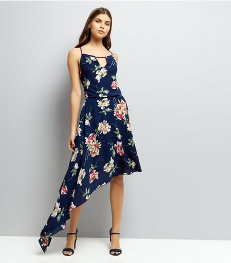 Cameo Rose Navy Floral Print Dress | New Look