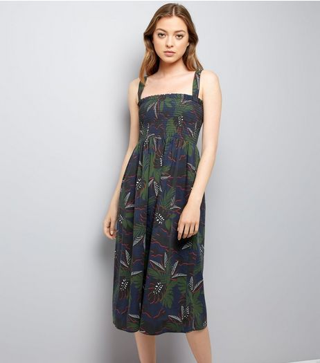 Green Tropical Print Shirred Midi Dress | New Look