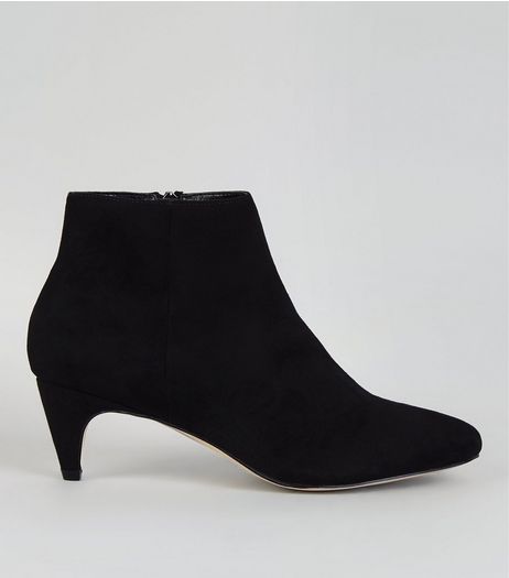Black Suedette Low Pointed Heeled Boots | New Look