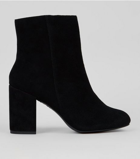 Black Suede Block Heeled Boots | New Look