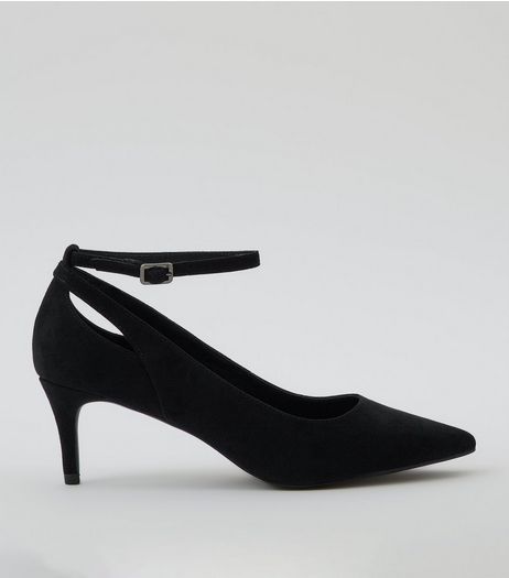 Black Suedette Kitten Heel Pointed Court Shoes | New Look