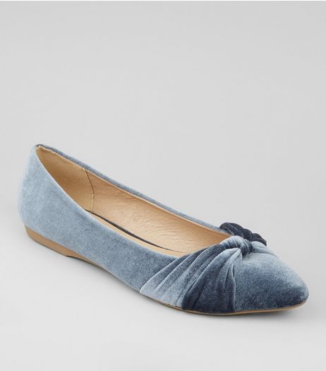 Pale Blue Velvet Knot Front Pumps | New Look