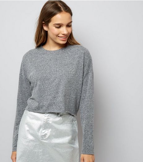 Grey Raw Hem Long Sleeve Crop Top | New Look