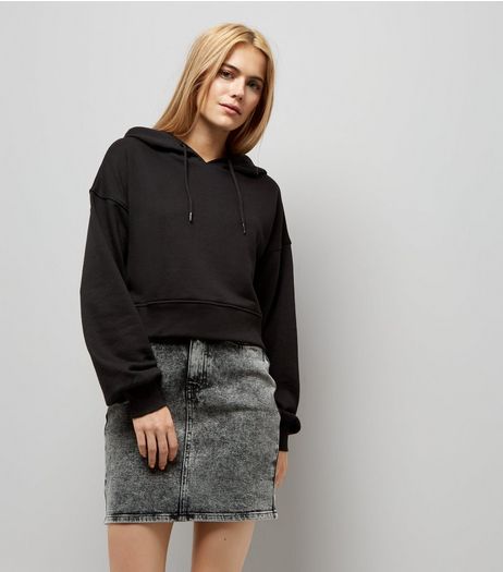 Black Balloon Sleeve Cropped Hoodie | New Look