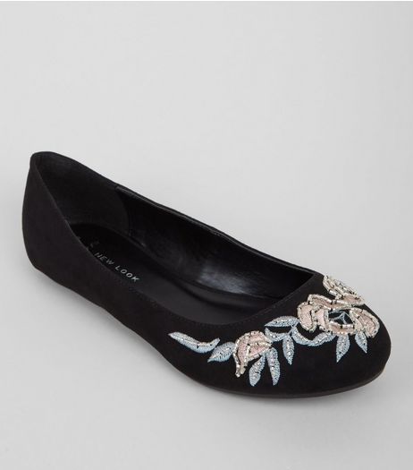 Wide Fit Black Suedette Floral Embroidered Pumps | New Look
