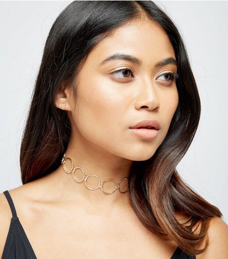 Gold Interlinking Circles Choker | New Look