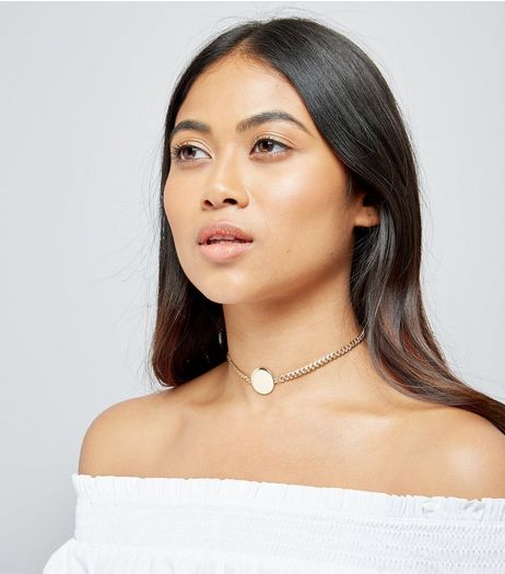 Gold Chain and Disc Choker | New Look